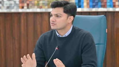 daema-parataka-jana_014ac0629bc15b8a9c1823e1e0167c7f